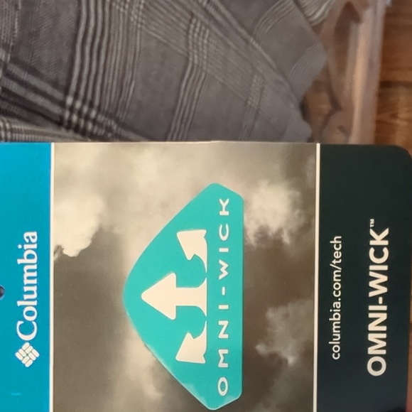 Columbia Pine Street Stretch Flannel NWT - Picture 4 of 7